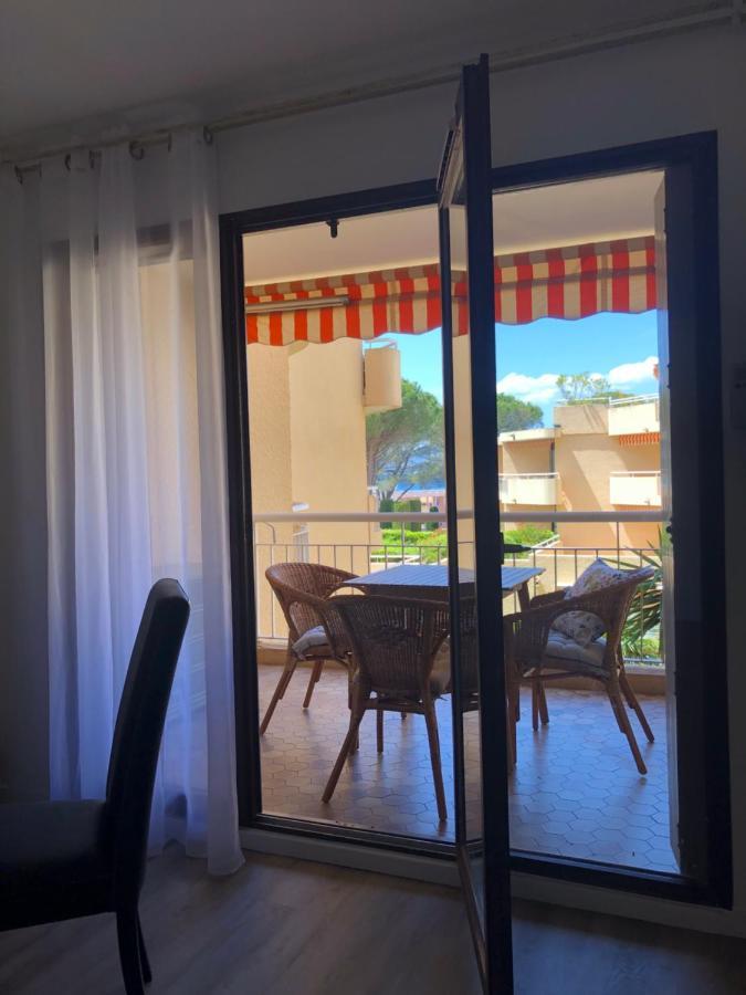 Un Grand Studio Face Au Port De Santa Lucia Saint-Raphaël Εξωτερικό φωτογραφία